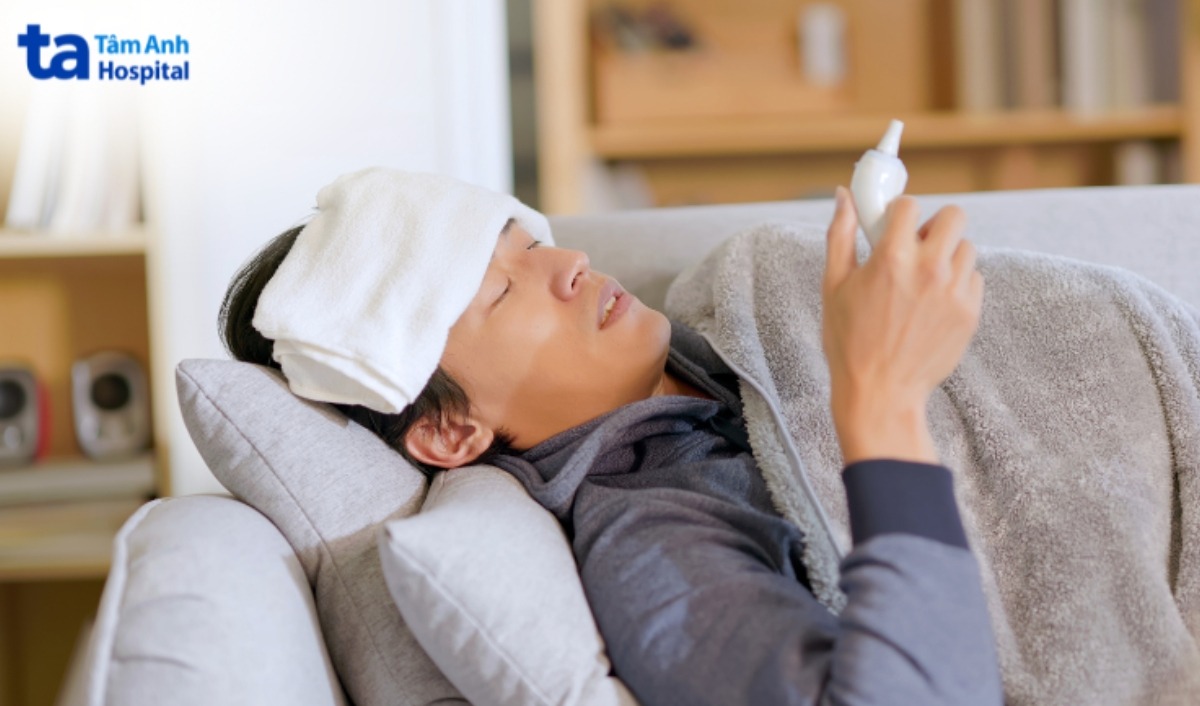 triệu chứng sốt ở người lớn