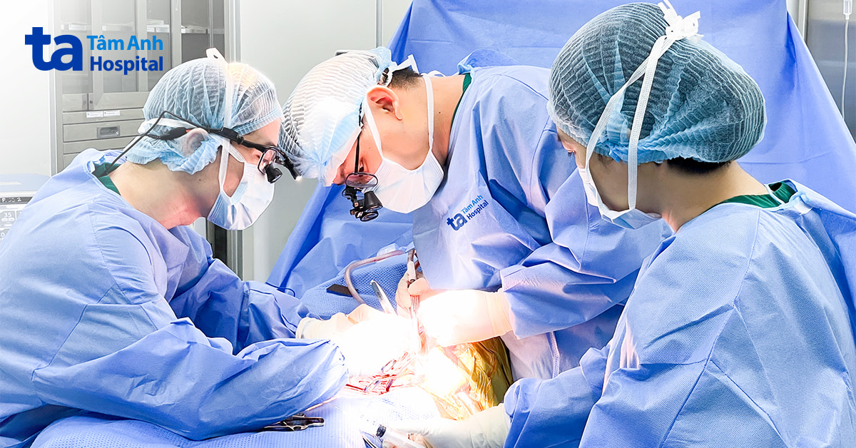 Tắc động mạch chân do rối loạn đông máu hiếm gặp