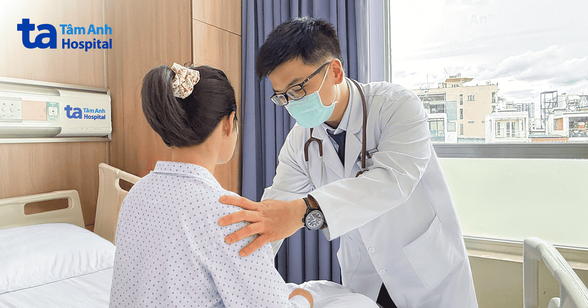 Thiếu niên thiếu máu nặng do vi khuẩn HP
