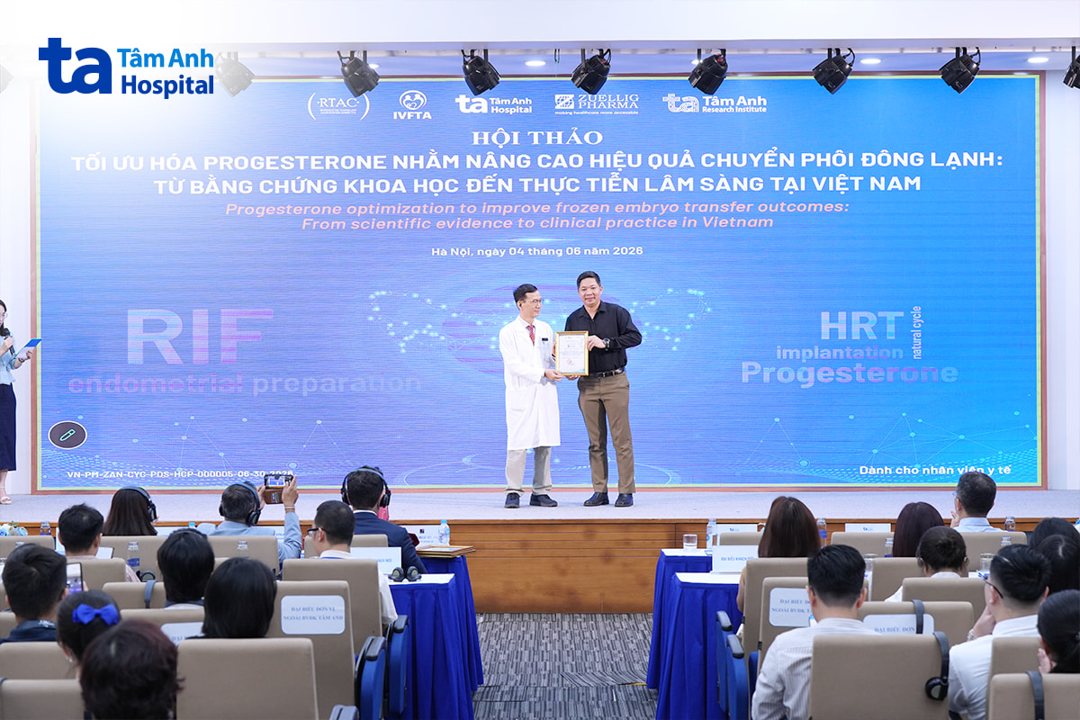 TTND.GS.TS.BS. Ngô Quý Châu cảm ơn sự đồng hành của nhà tài trợ Công ty TNHH Zuellig Pharma Việt Nam