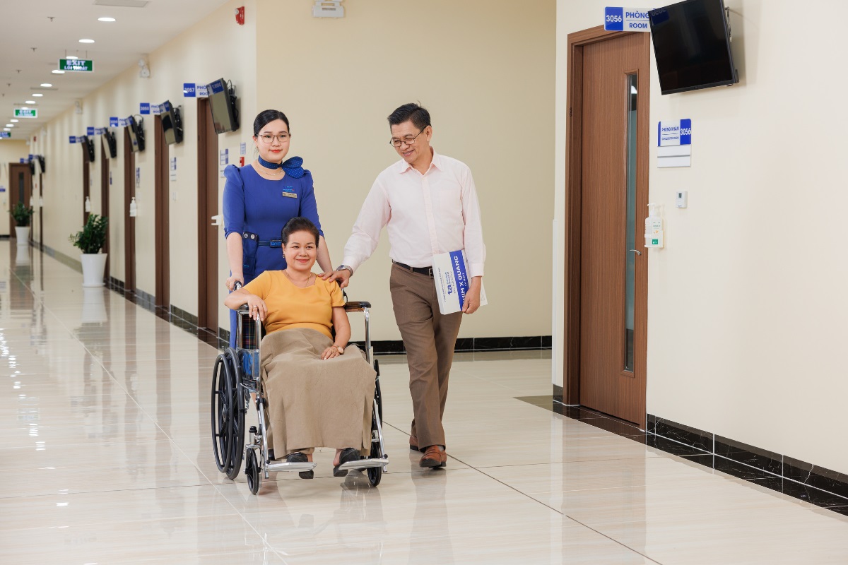 Địa chỉ chữa bệnh viêm khớp dạng thấp uy tín tại TPHCM