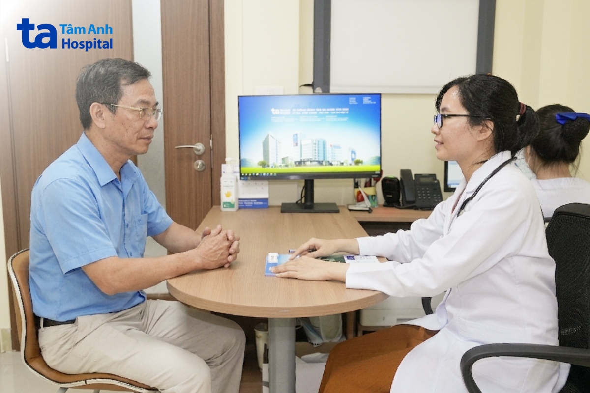 bác sĩ khoa nội tiết - đái tháo đường