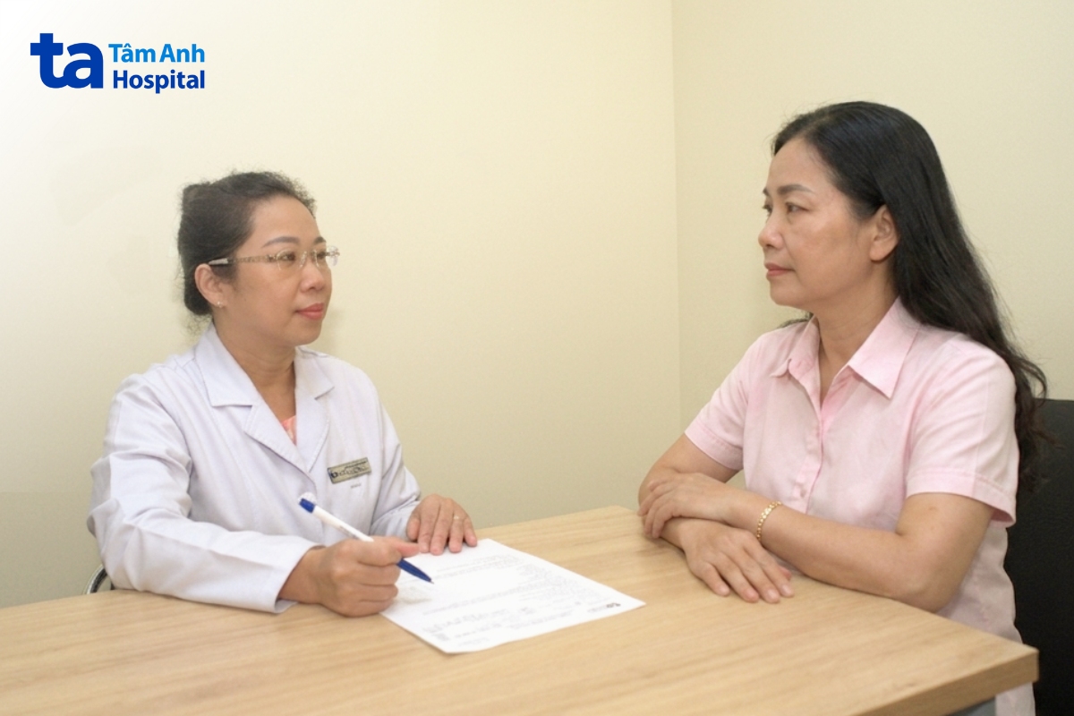 bác sĩ khoa nội tiết - đái tháo đường