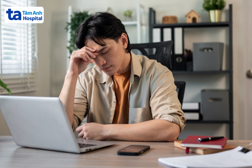 khi bị tiêu chảy và bị nôn người lớn