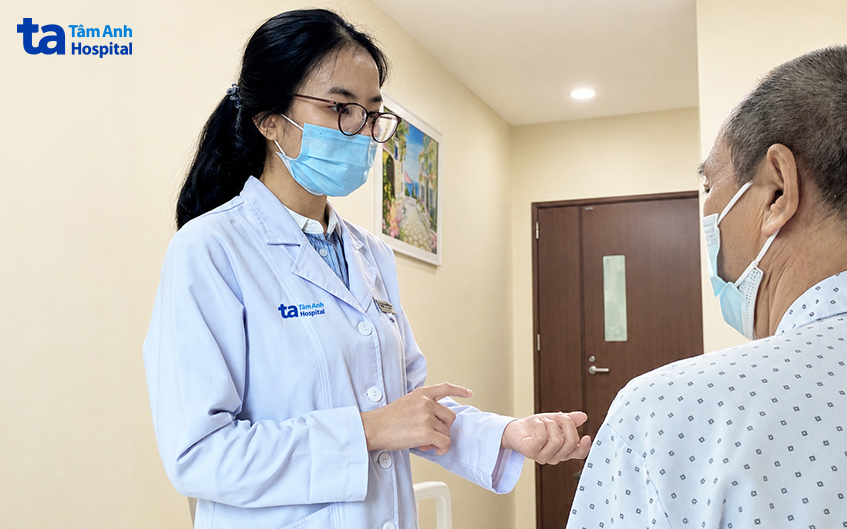 chăm sóc vết thương sau phẫu thuật