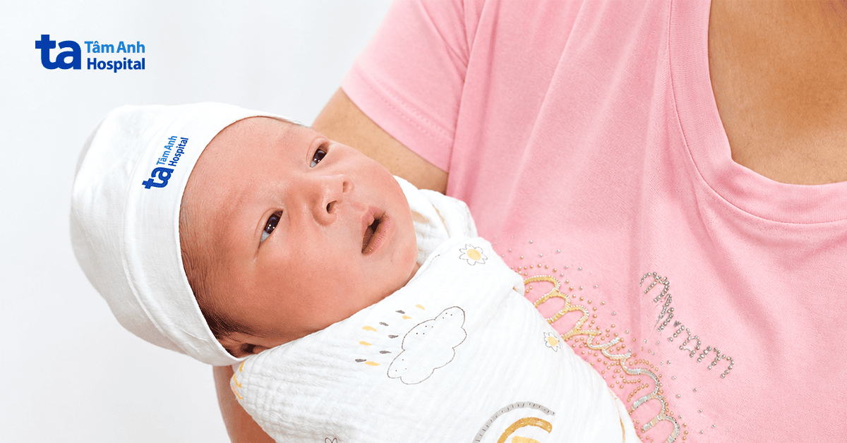 Đặt cược vào phôi khảm, mẹ đón con sau 10 năm hiếm muộn