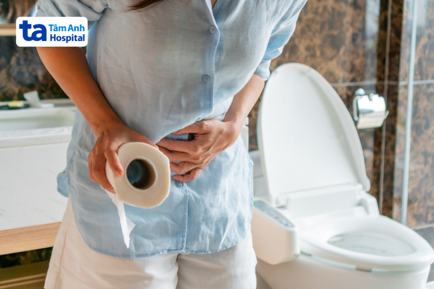 Người bệnh đau bụng do tiêu chảy cấp