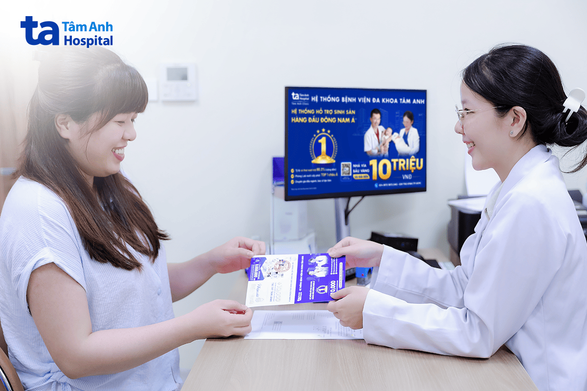 ivf tâm anh trao voucher chương trình nhả vía bầu vàng