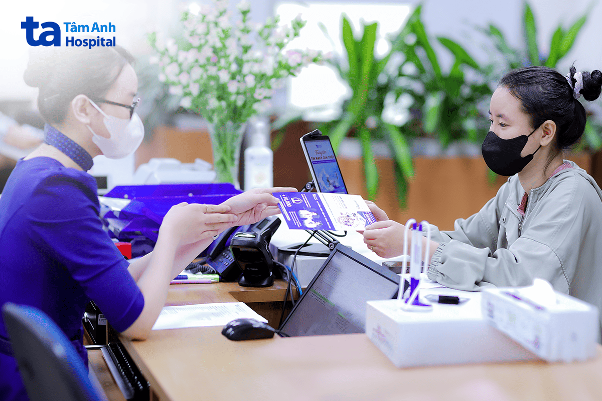 ivf tâm anh trao voucher nhả vía bầu vàng