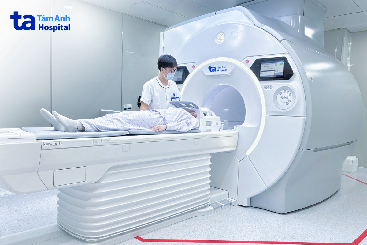 máy mri 3.0 tesla tích hợp ai của ge healthcare (mỹ) giúp phát hiện các bệnh não bộ và thần kinh