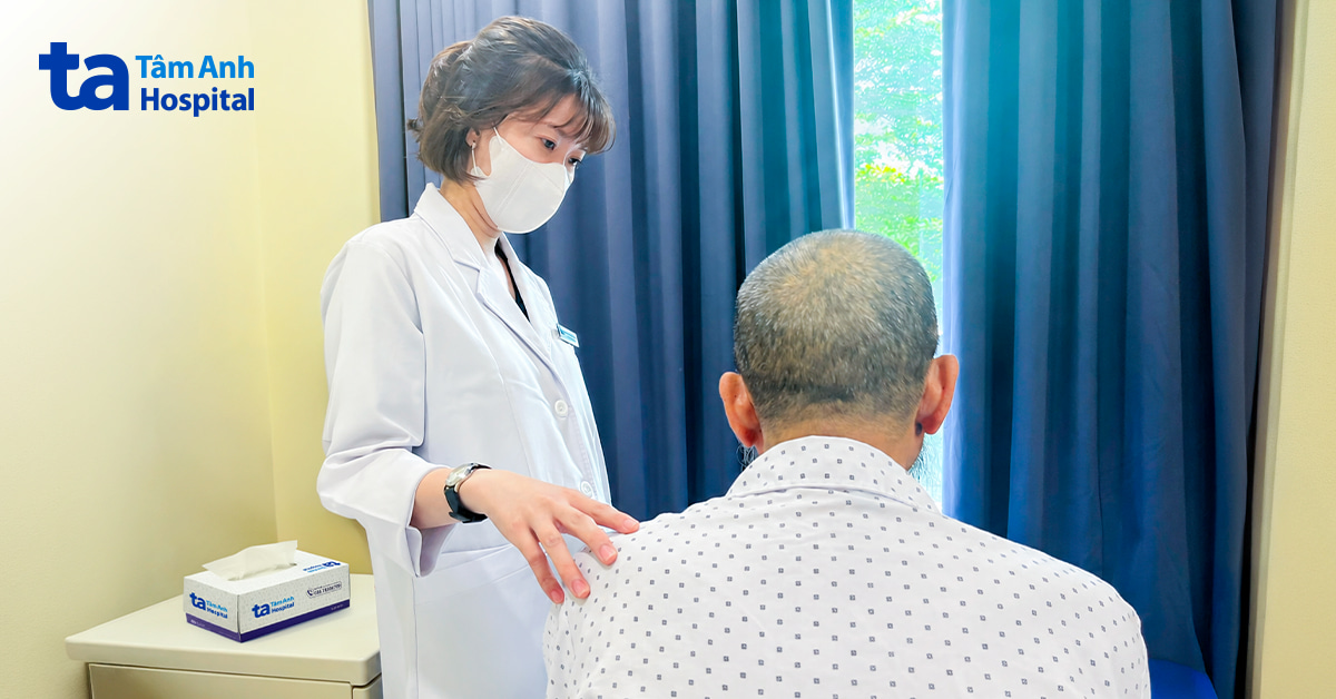Người đàn ông suy tim, gan, thận do hở van tim