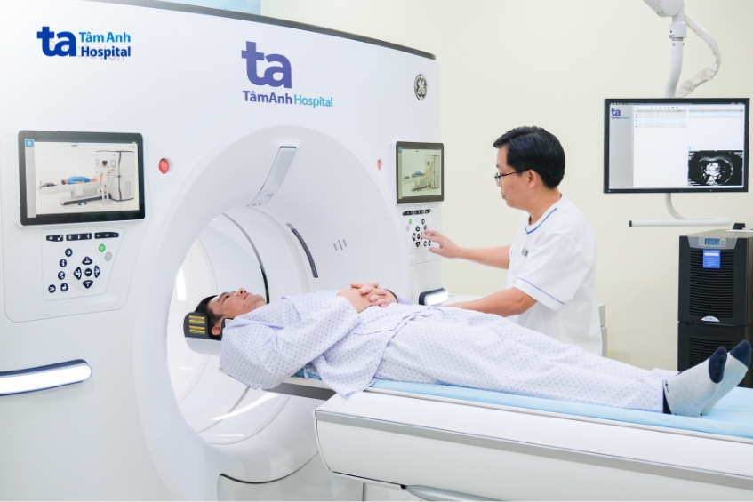 người từ 40 tuổi nên tầm soát định kỳ bằng các phương pháp công nghệ cao