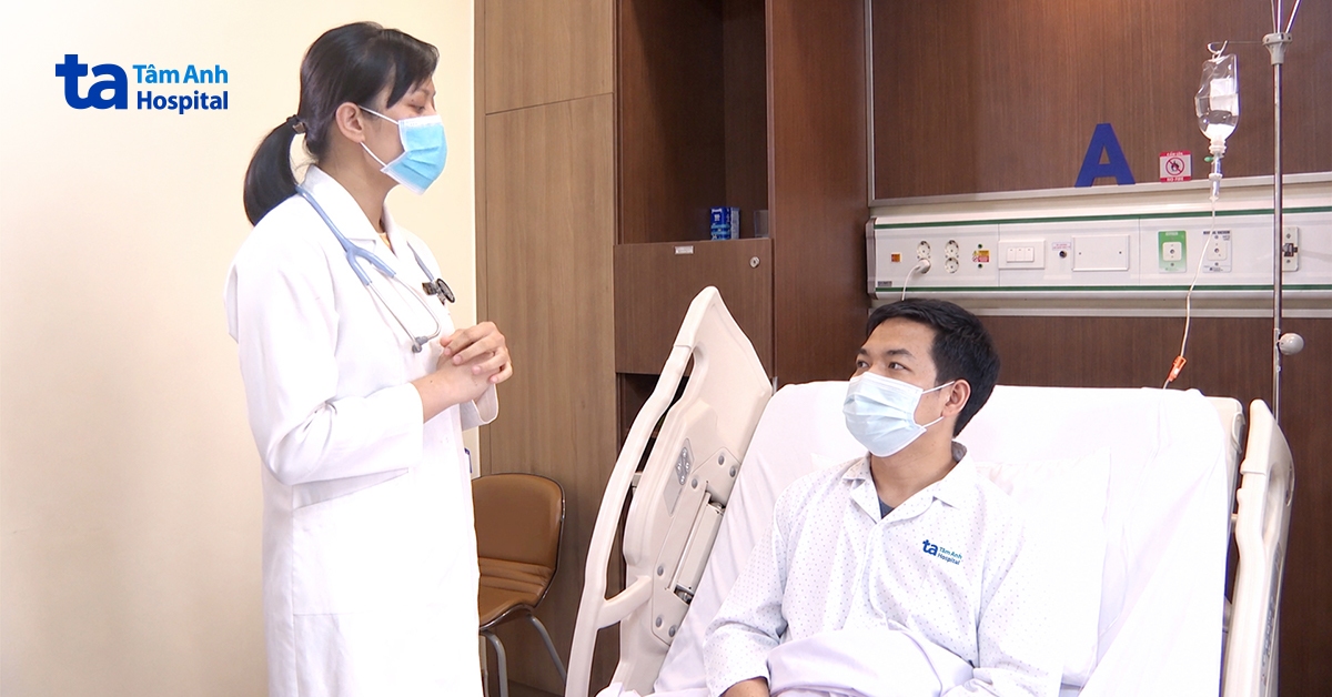 Nhập viện sau chăm hai con mắc Adenovirus
