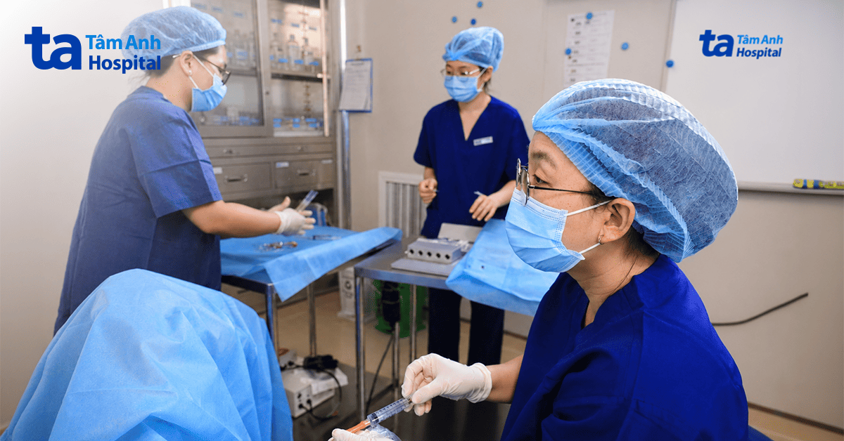 Sinh con từ 2 phôi quý sau 6 năm hiếm muộn