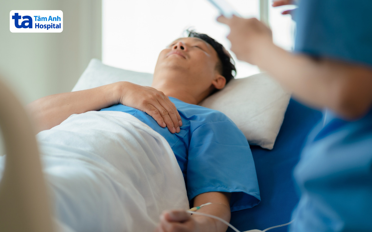 sốt sau truyền hóa chất có thể đơn độc hoặc có triệu chứng đi kèm