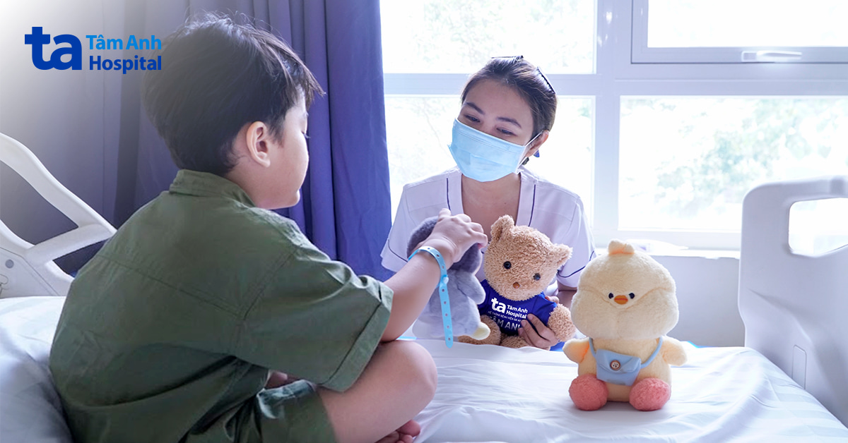 Sửa dị tật van tim hiếm gặp cho bé trai 4 tuổi