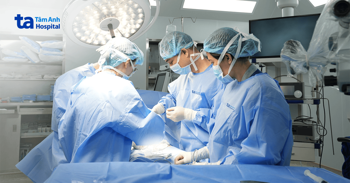Suýt hủy hôn vì áp lực không ‘con giống’