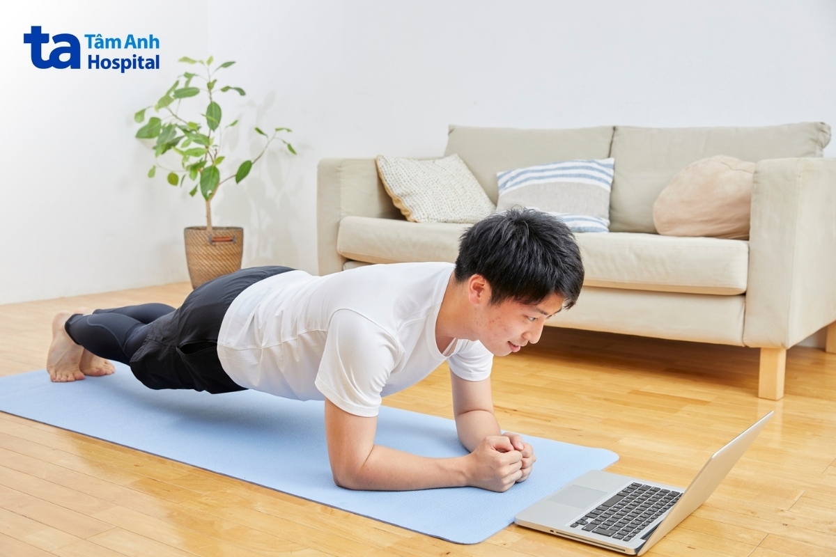 tăng cường vận động thể lực bằng cách duy trì ít nhất 150 phút