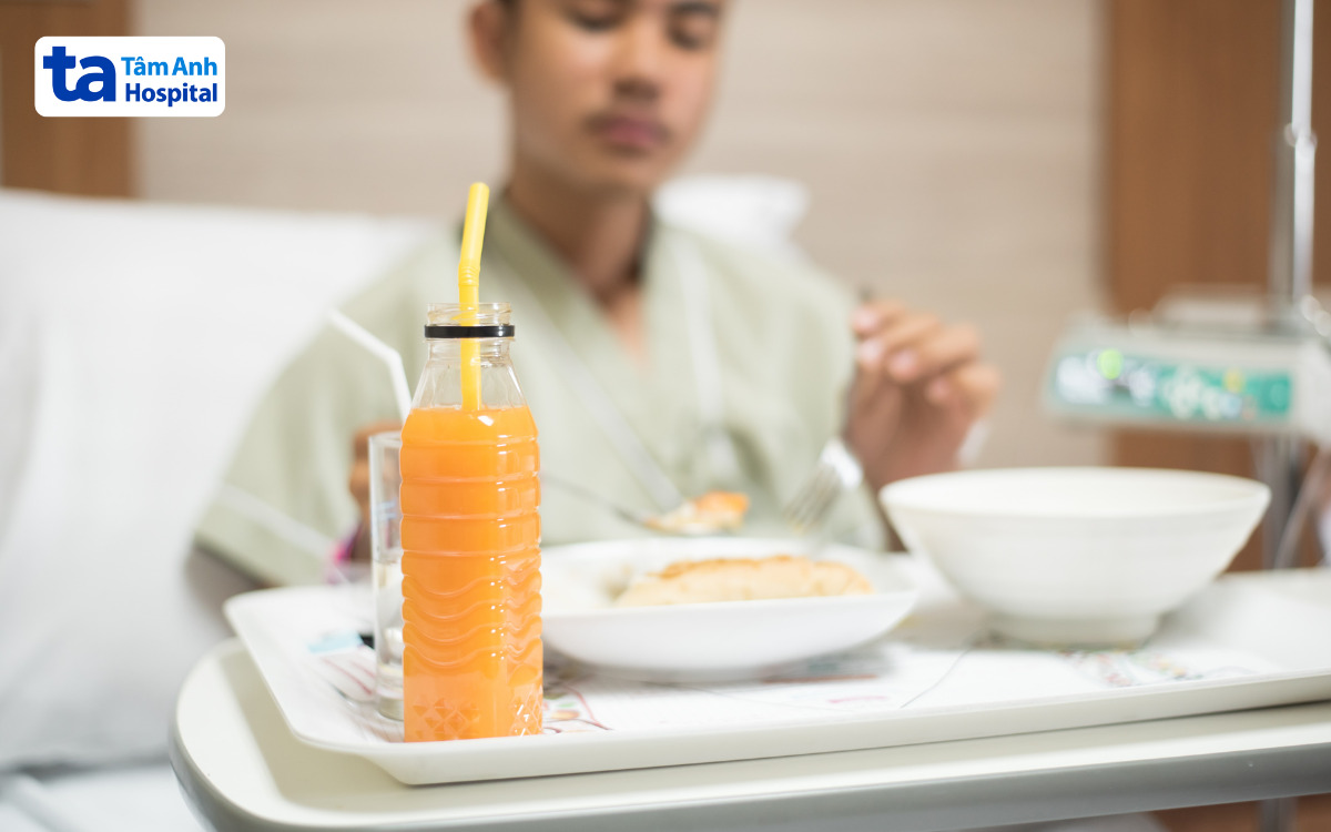 xây dựng chế độ ăn hợp lý cho người bệnh