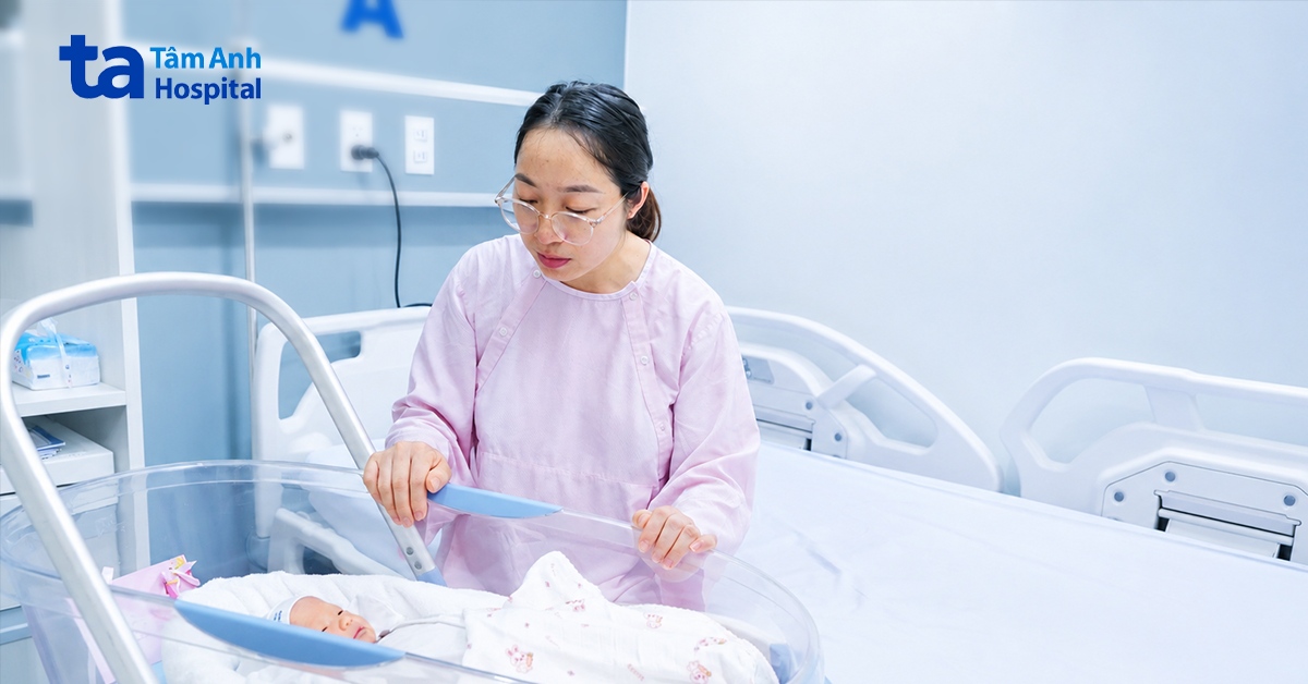 Sau 6 lần điều trị vô sinh thất bại, người mẹ đón con gái thứ hai
