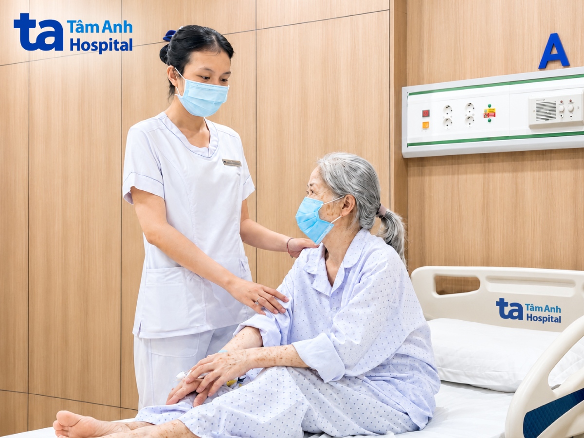 bà vân được điều trị tại khoa nội tiết - đái tháo đường