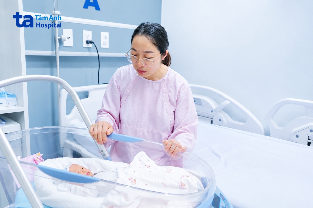 chị huệ chào đón con gái sau nhiều lần hỗ trợ sinh sản thất bại