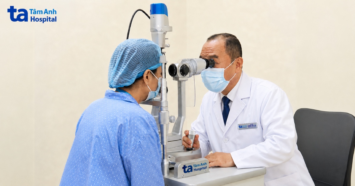 Cứu mắt đục thủy tinh thể hoàn toàn cho người phụ nữ