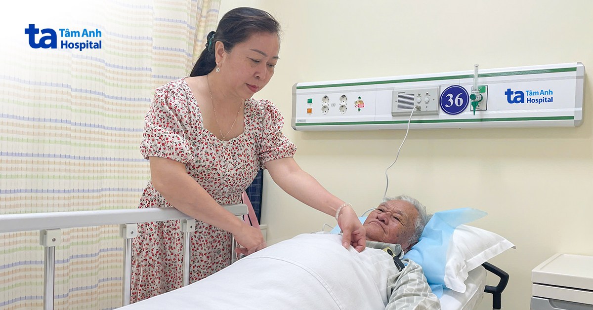 Hai cha con đồng hành điều trị bệnh thận