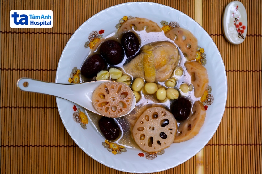 Hạt sen có thể linh hoạt chế biến thành nhiều món ăn ngon miệng.