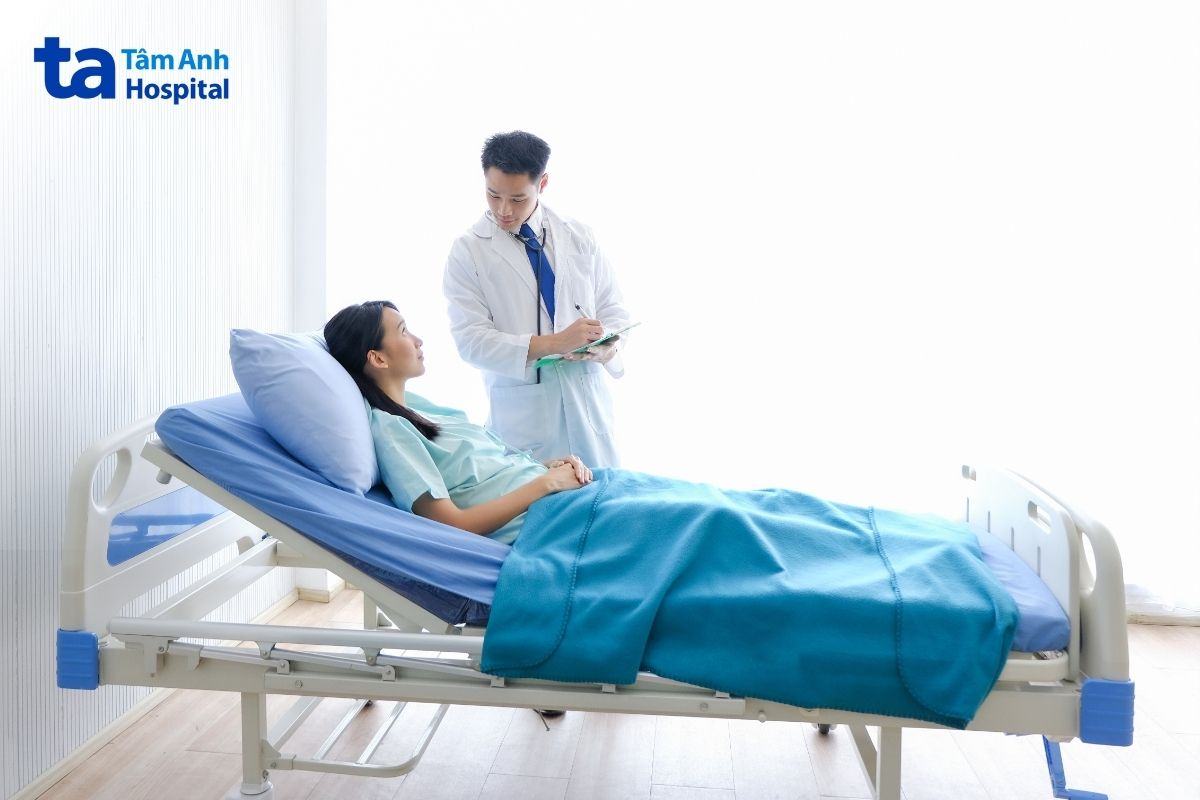 nằm nghiêng theo chỉ định bác sĩ