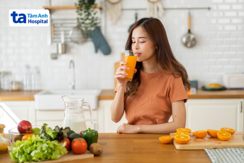 Người tiểu đường nên kiểm soát lượng nước cam để hạn chế tăng đường huyết.