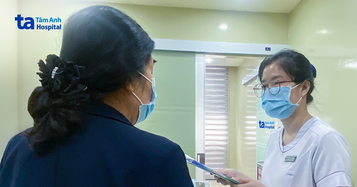 Suýt chạy thận vì nghi thường xuyên ăn thức ăn cũ