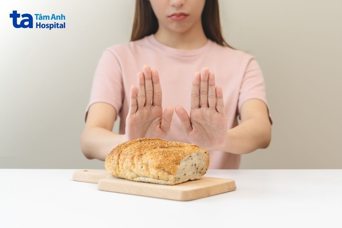 tiêu chảy có ăn bánh mì được không