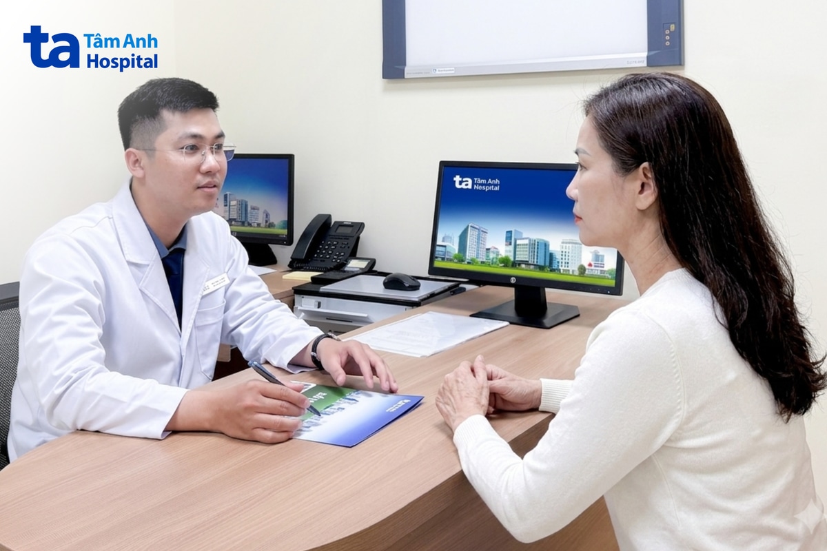 Bác sĩ tư vấn cho phụ nữ về HPV type 58