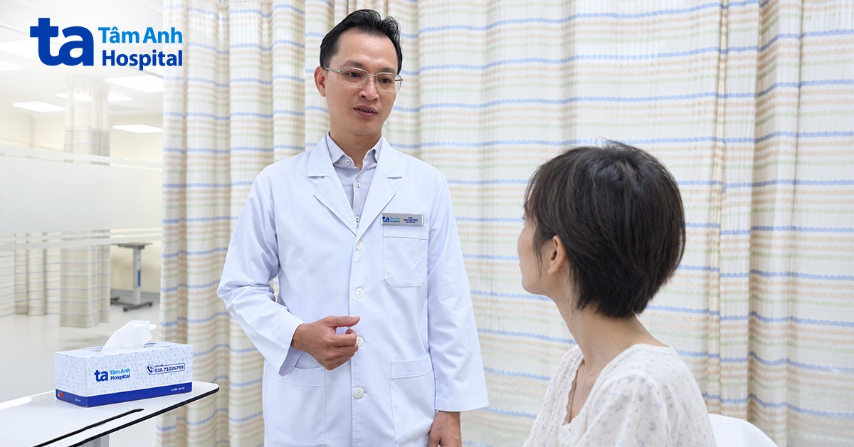 Bác sĩ chạy đua truyền máu cứu cô gái 31 tuổi mắc bệnh tủy xương
