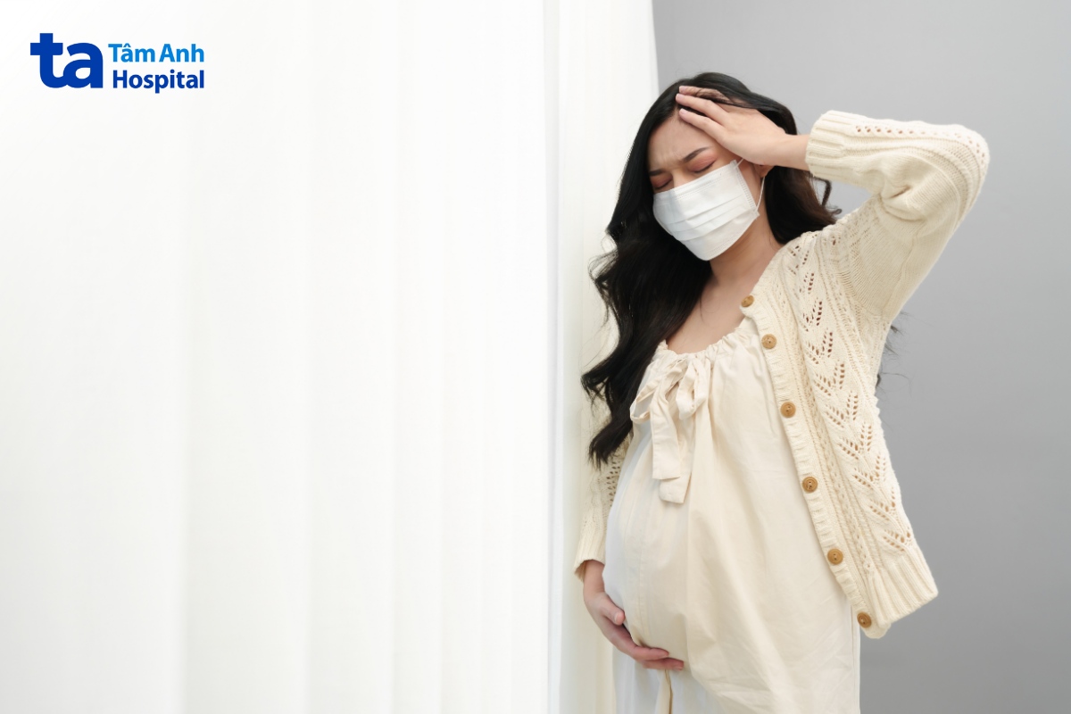 bầu mắc sốt xuất huyết có thể gặp biến chứng