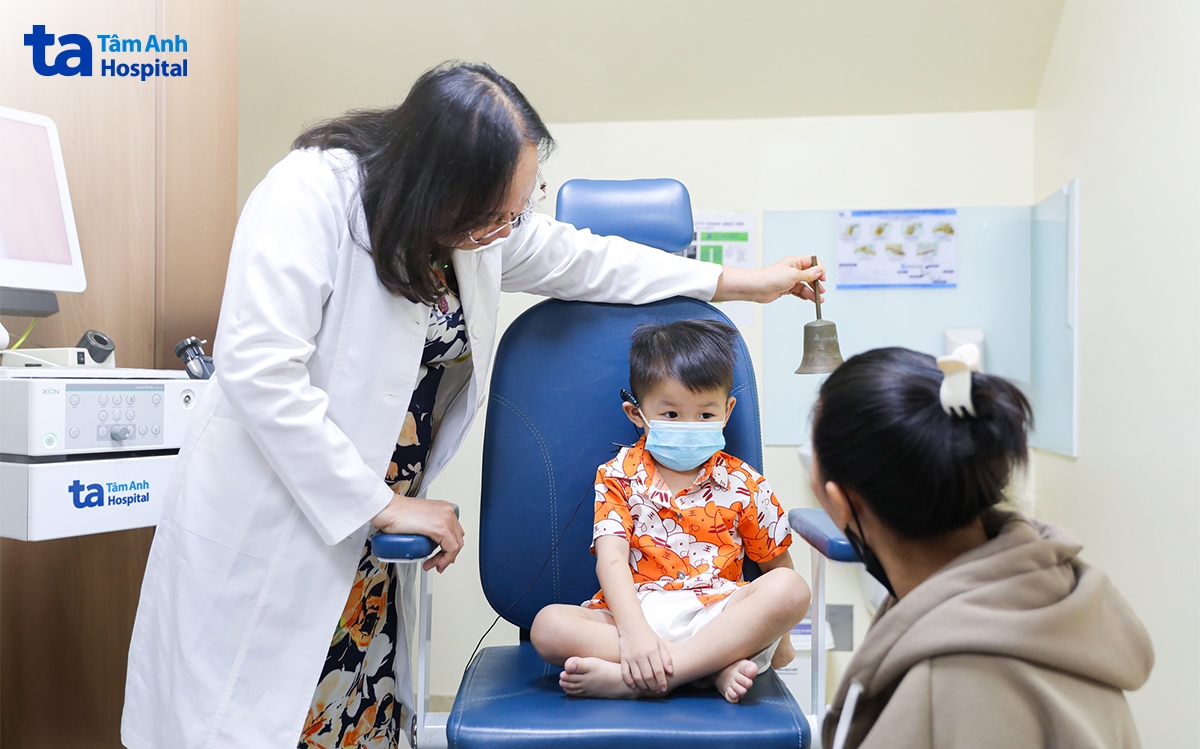 bé Long phục hồi