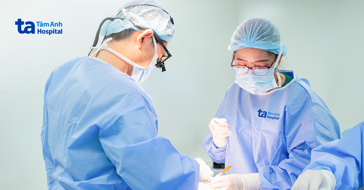 Chóng mặt phát hiện hẹp mạch máu nuôi não
