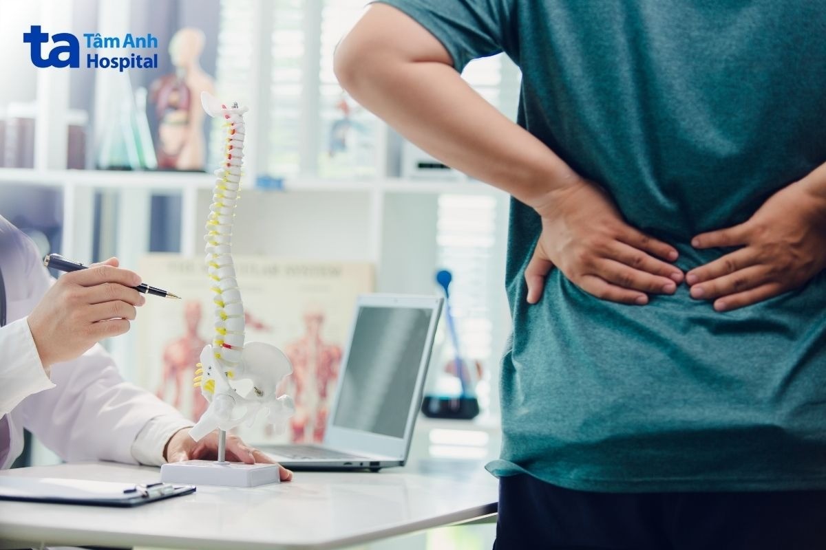 Điều Trị Xẹp Đốt Sống D12