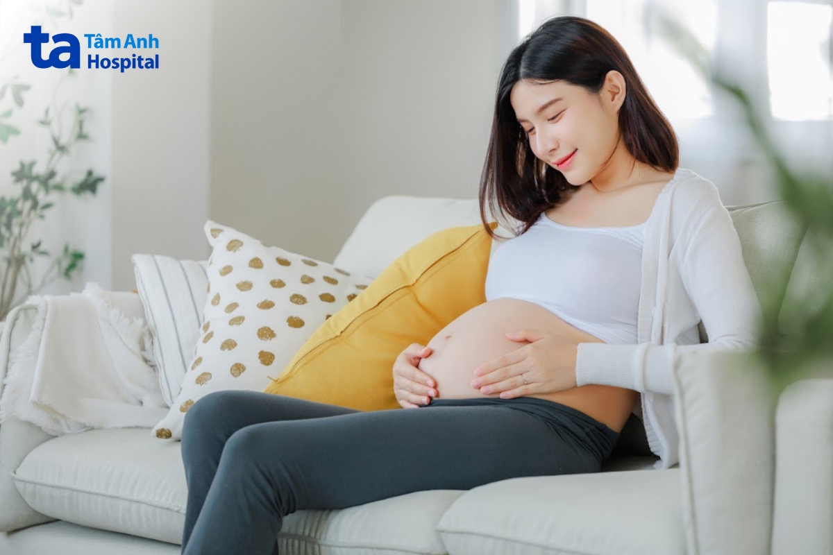 Bà Bầu Sốt Xuất Huyết Nên Ăn Gì Và Không Nên Ăn Gì? Mẹ Bầu Cần Chú Ý Nghỉ Ngơi Tránh Căng Thẳng