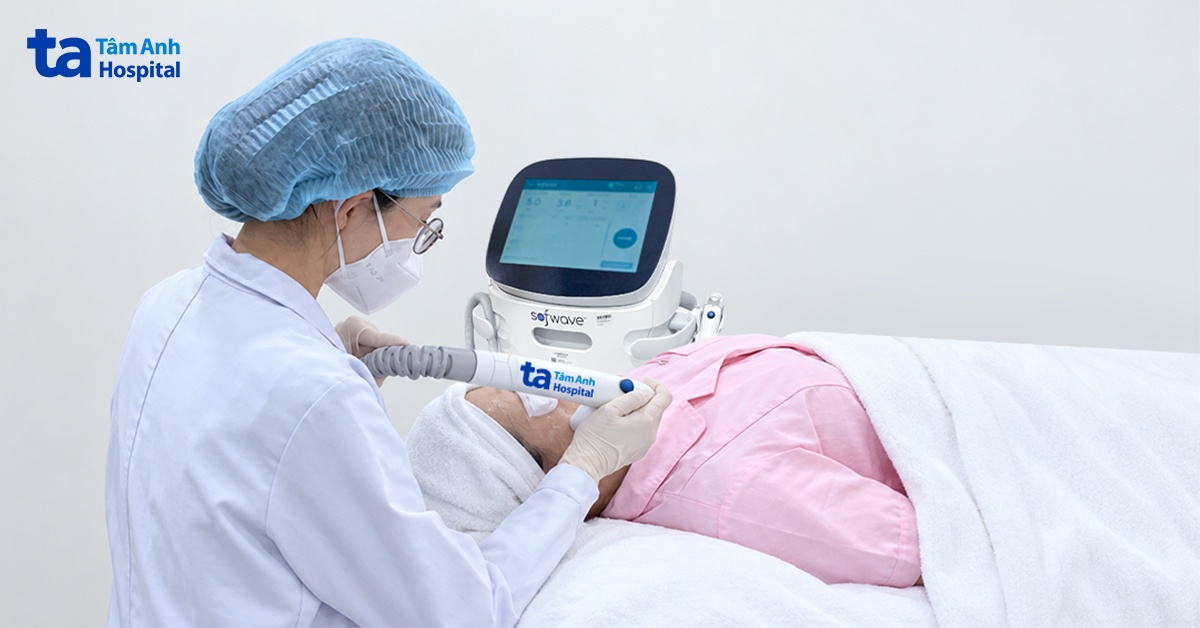 Nâng cơ mặt không phẫu thuật cho người có cơ địa sẹo lồi