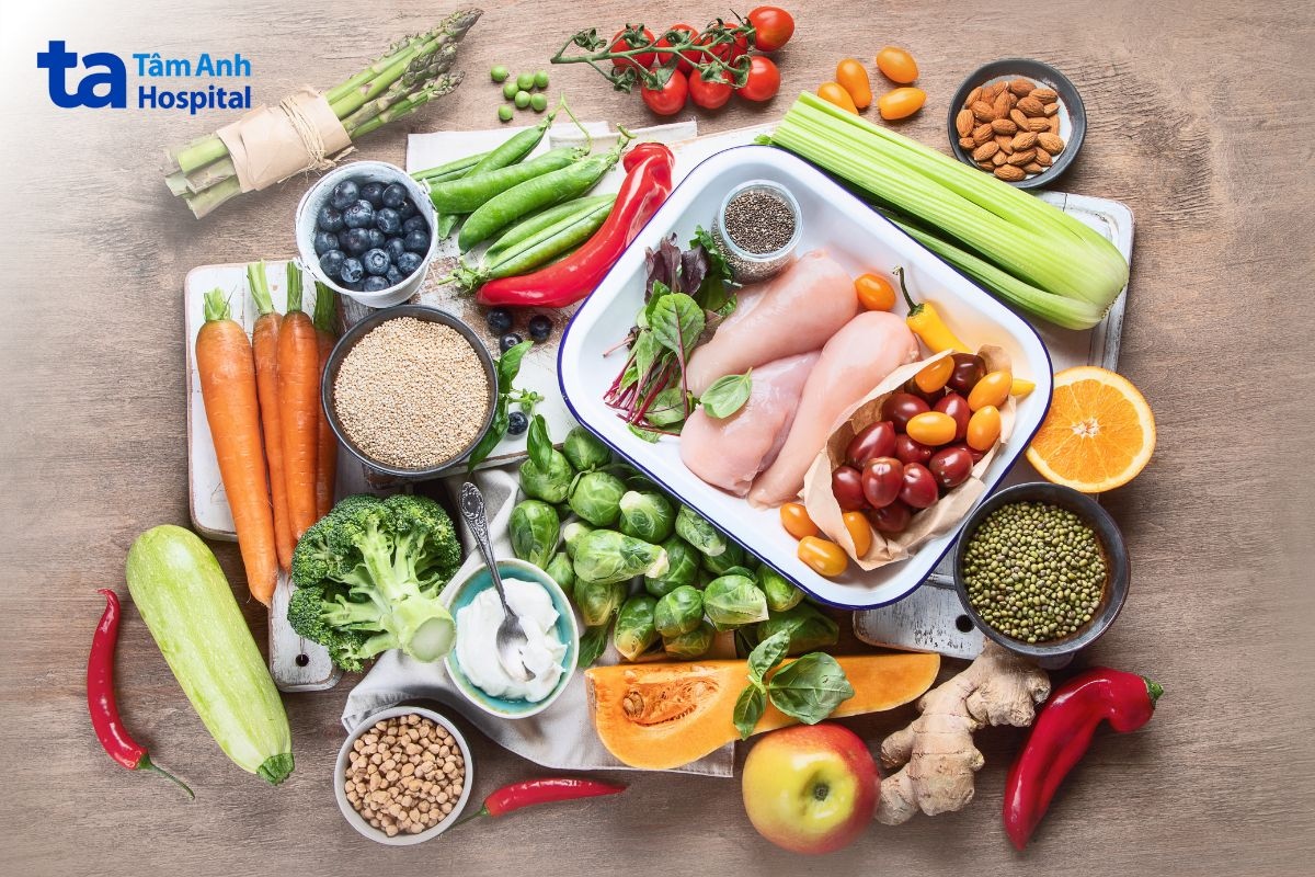người bệnh tiểu đường nên ăn đúng giờ, đủ chất và chọn thực phẩm lành mạnh