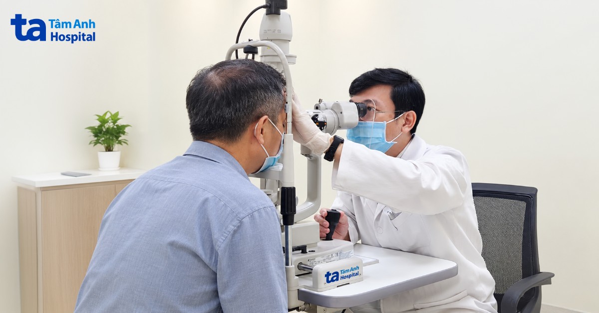 Nhìn một thành hai do liệt dây thần kinh số 6
