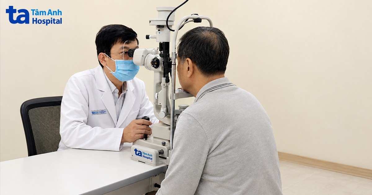 Tình cờ phát hiện ung thư từ dấu hiệu mờ mắt