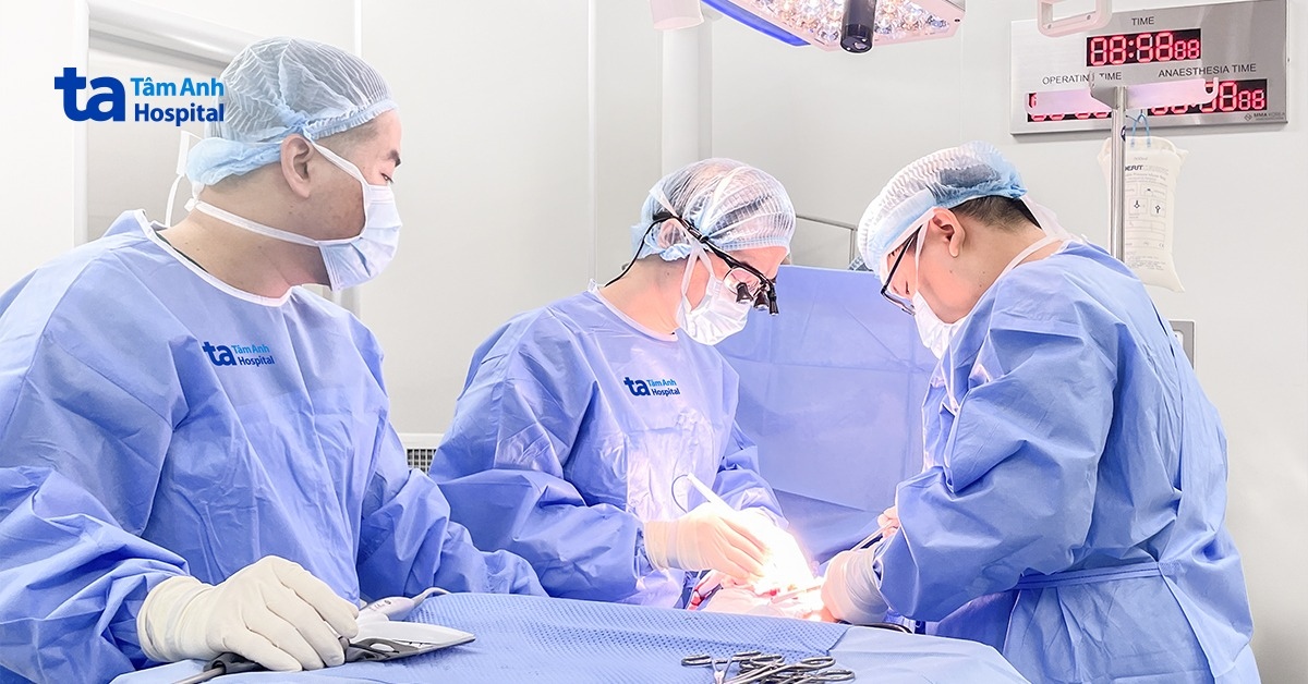 Phát hiện ung thư tuyến giáp ở tuổi đôi mươi