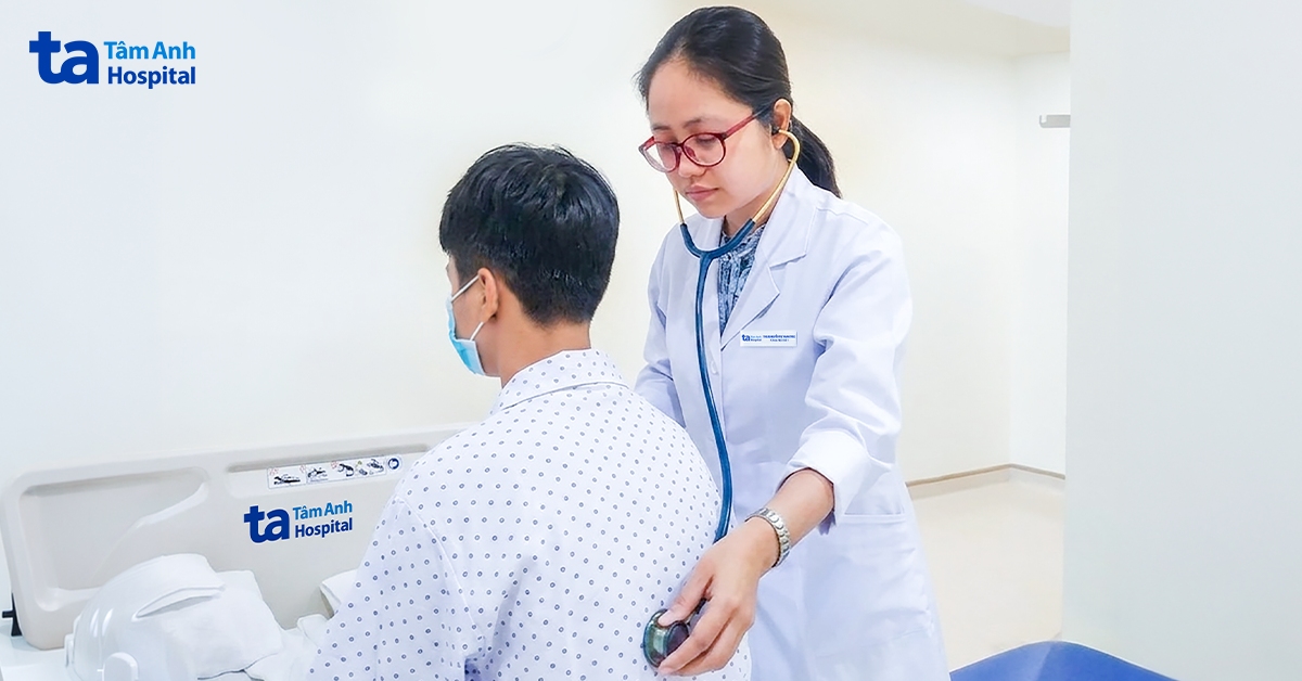 Thiếu niên 14 tuổi hôn mê, hơi thở có mùi táo chín mới biết bị tiểu đường