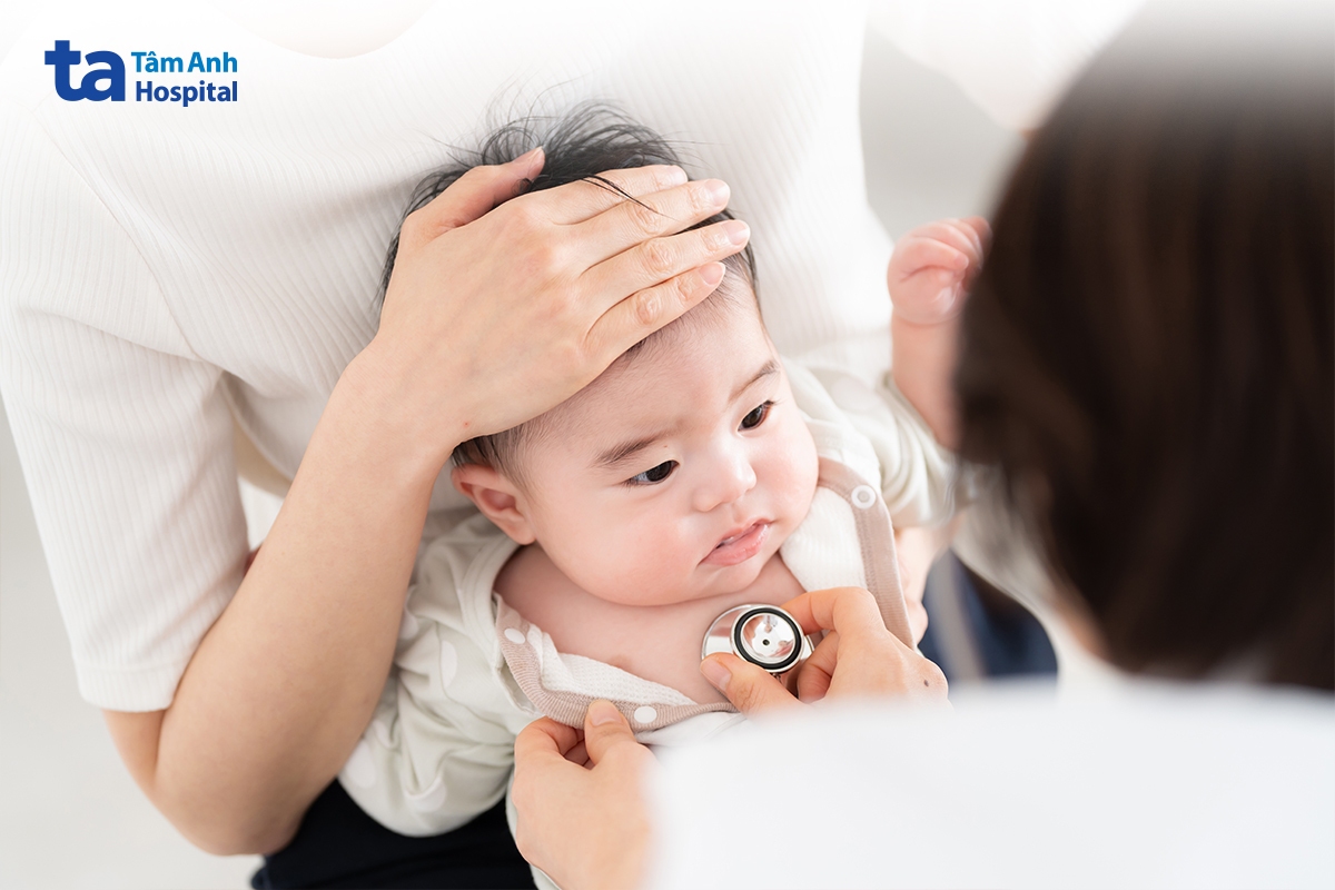 trẻ cần được điều trị theo phác đồ của bác sĩ