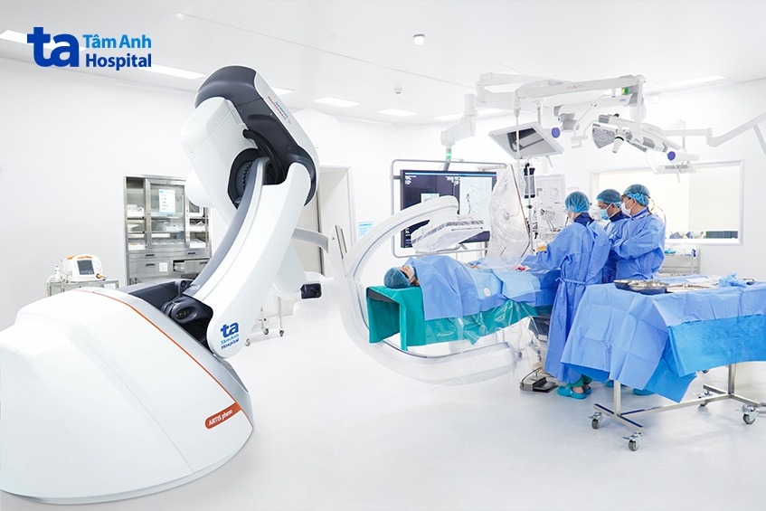 ARTIS pheno còn có khả năng ứng dụng cho nhiều quy trình phẫu thuật và can thiệp khác như thần kinh, chấn thương chỉnh hình, phẫu thuật lồng ngực