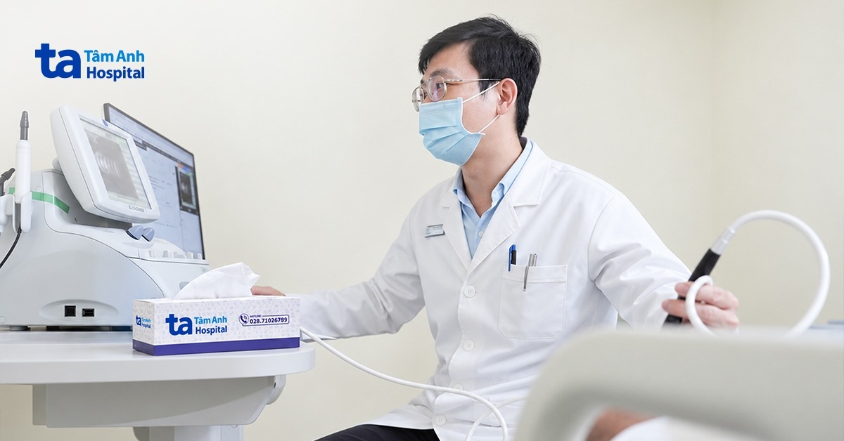 Bé trai 2 tuổi mắc ung thư mắt do đột biến gene