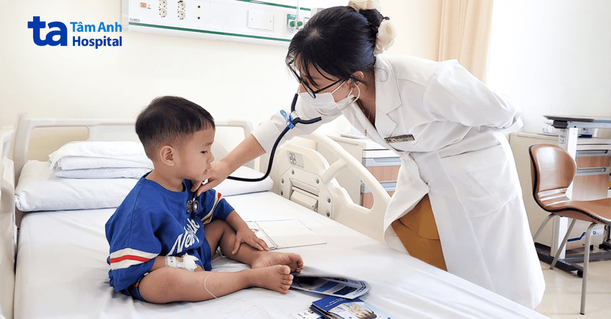 Bé trai mắc cùng lúc 3 loại vi khuẩn và virus